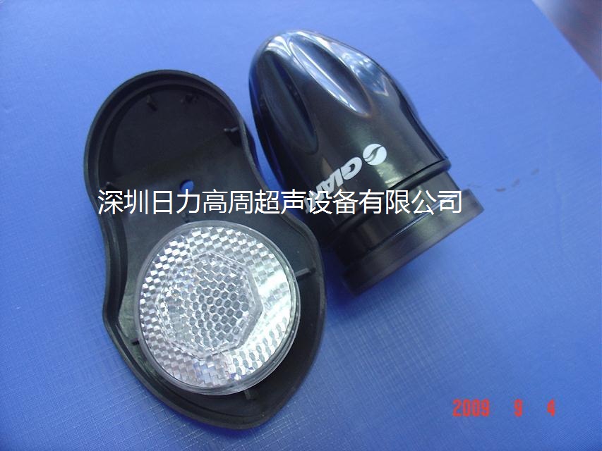 超聲波塑料焊接機(jī) 超聲波塑料焊接機(jī)