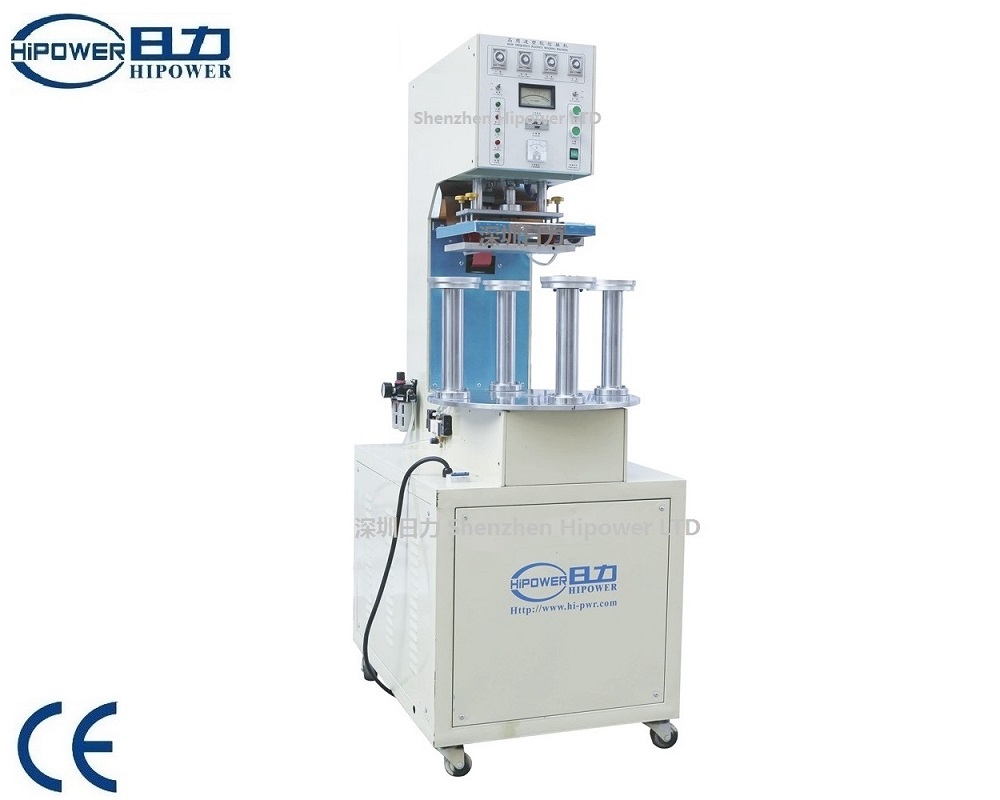 轉(zhuǎn)盤(pán)式高周波圓筒底蓋熔接機(jī) 轉(zhuǎn)盤(pán)式高周波圓筒底蓋熔接機(jī)